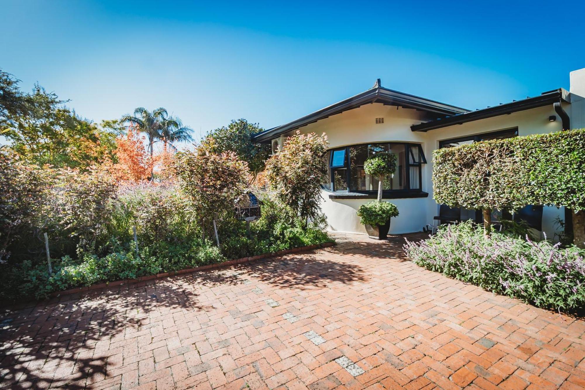 Acorn Guest House George Bagian luar foto