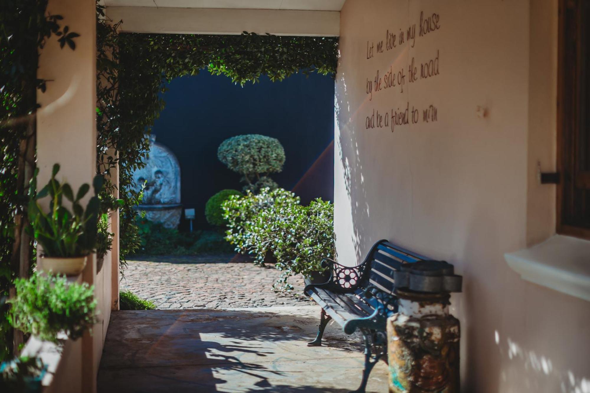Acorn Guest House George Bagian luar foto