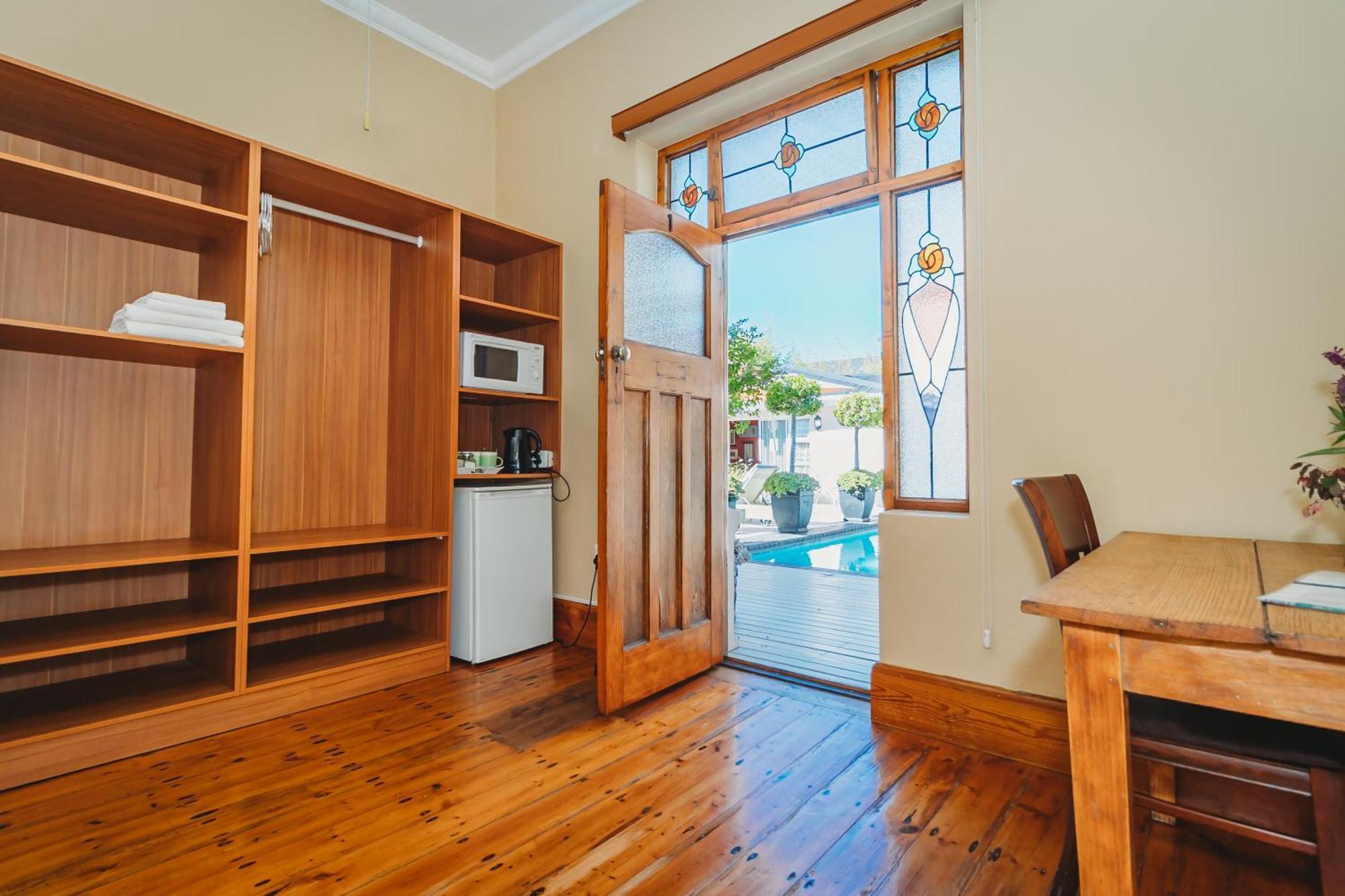 Acorn Guest House George Bagian luar foto