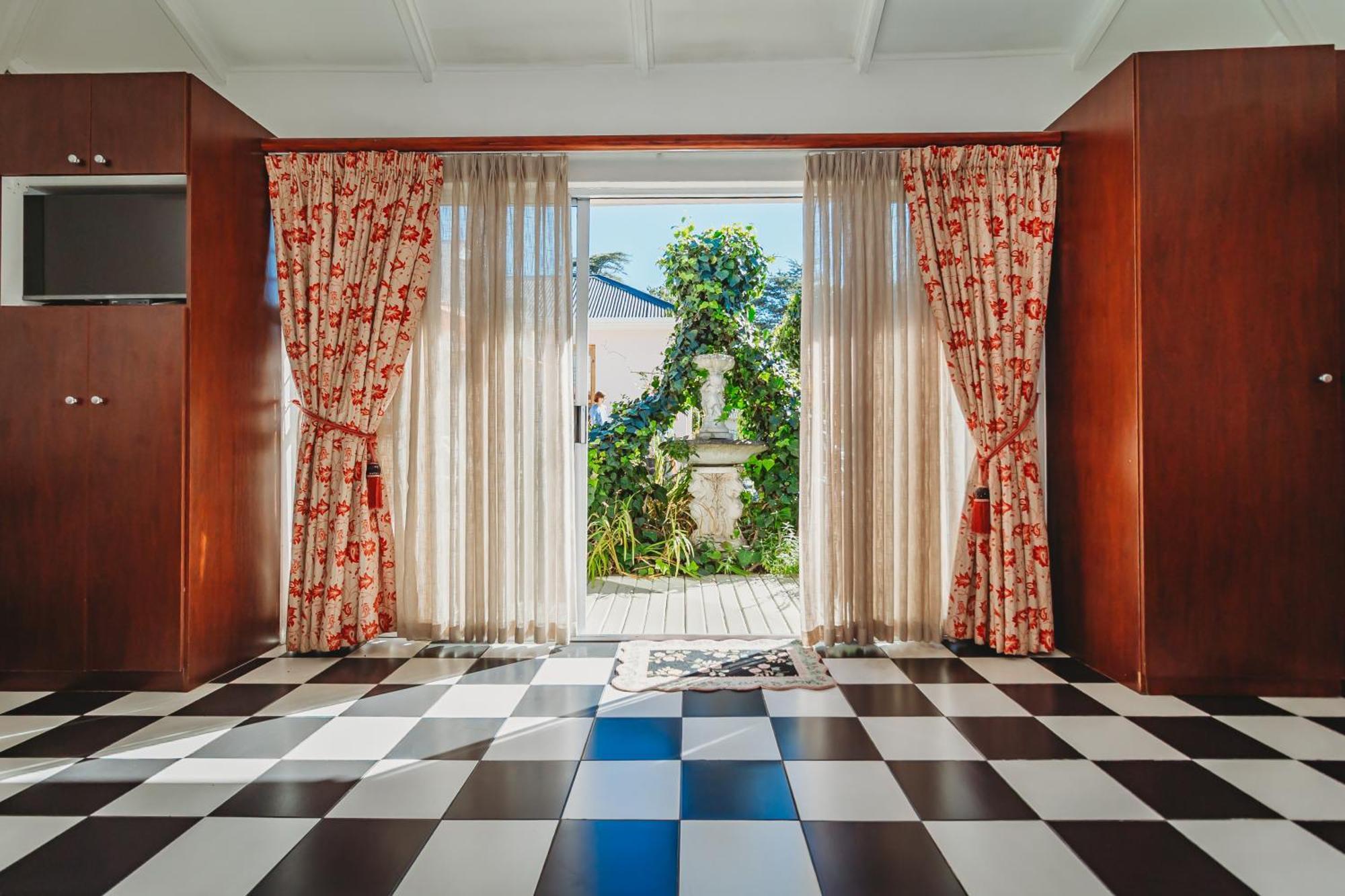 Acorn Guest House George Bagian luar foto